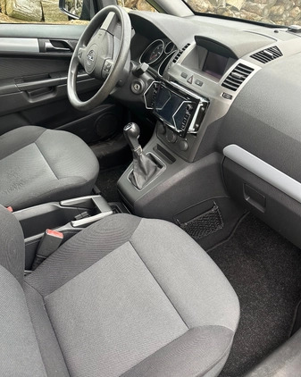 Opel Zafira cena 10000 przebieg: 240500, rok produkcji 2007 z Namysłów małe 67